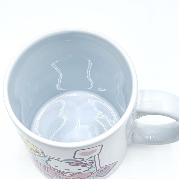 Hello Kitty Pilot In A Plane Lets Go Large 20 oz. Coffee Mug Sanrio Travel - Picture 5 of 9